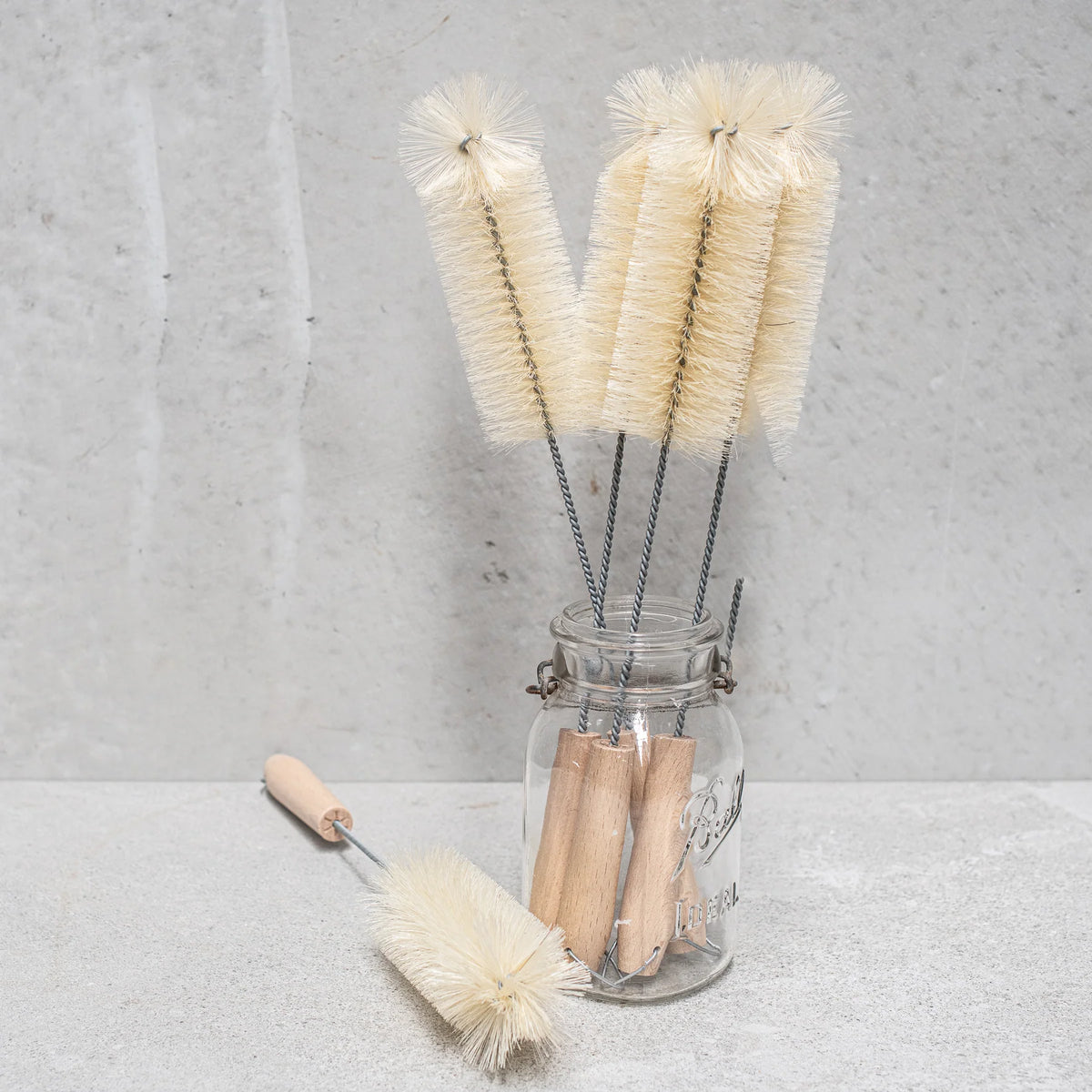 Bottle Brush with Beechwood Handle