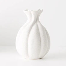 Hana Vase