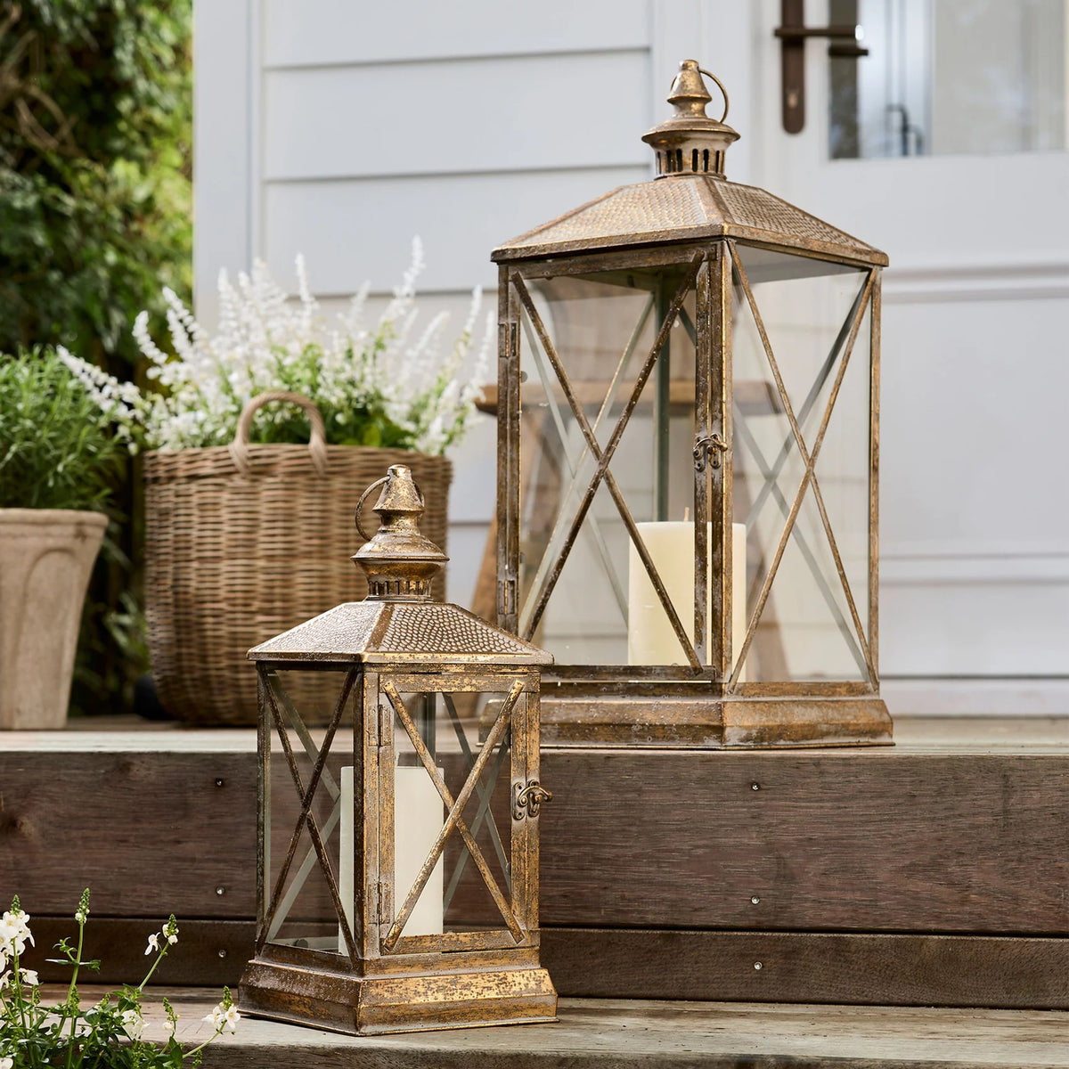 Kensington Lantern