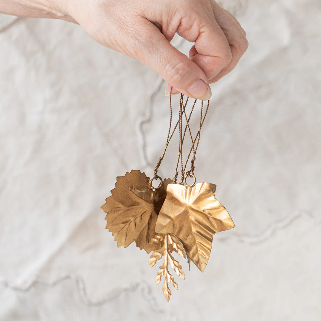 Set of 4 hanging leaf ornaments