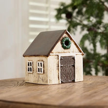 Norgard Stable with Wreath