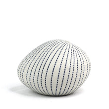 Pebble Vase Pinstripe Small