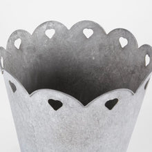 Scalloped Heart Planter