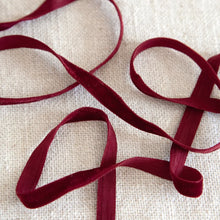 Velvet Ribbon Pomegranate
