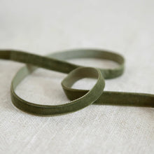 Velvet Ribbon Winter Green