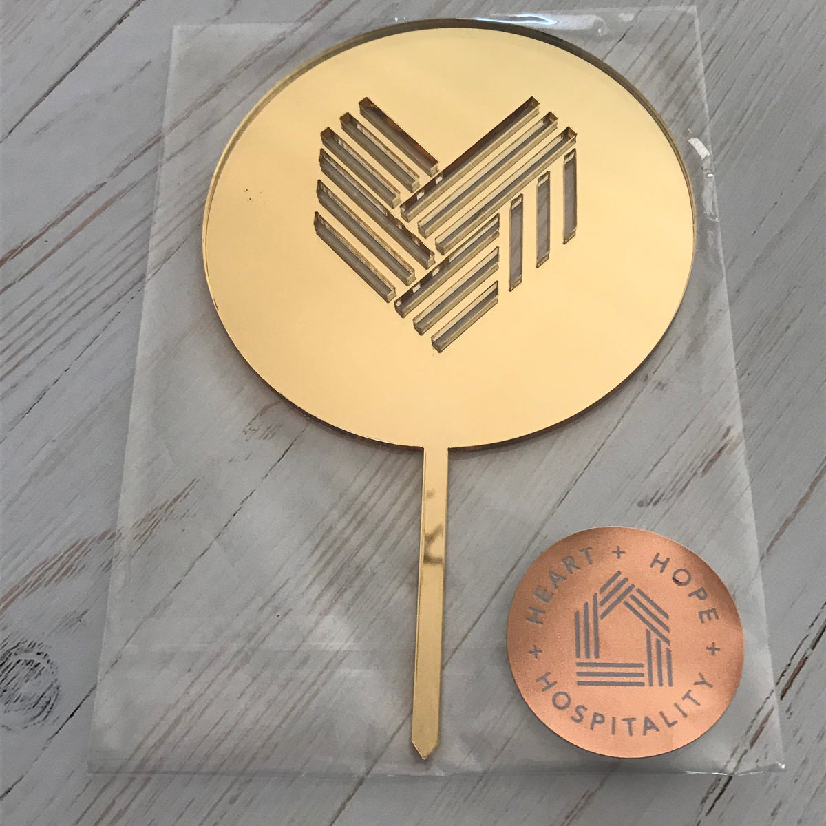 Gold Mirror Round Cake Topper with heart