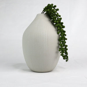 Myrtea Vase