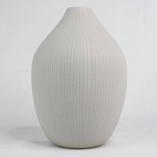 Myrtea Vase
