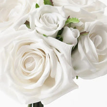 Rose Bouquet - Winter White